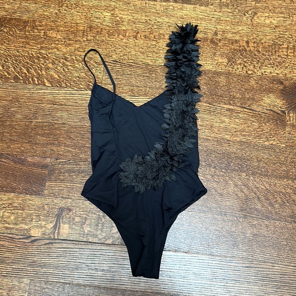 La Reveche ASSUAN BLACK one Piece swimsuit - Picture 6 of 6